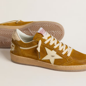 BALL STAR en daim avec étoile en cuir beige et contrefort en cuir façon poulain