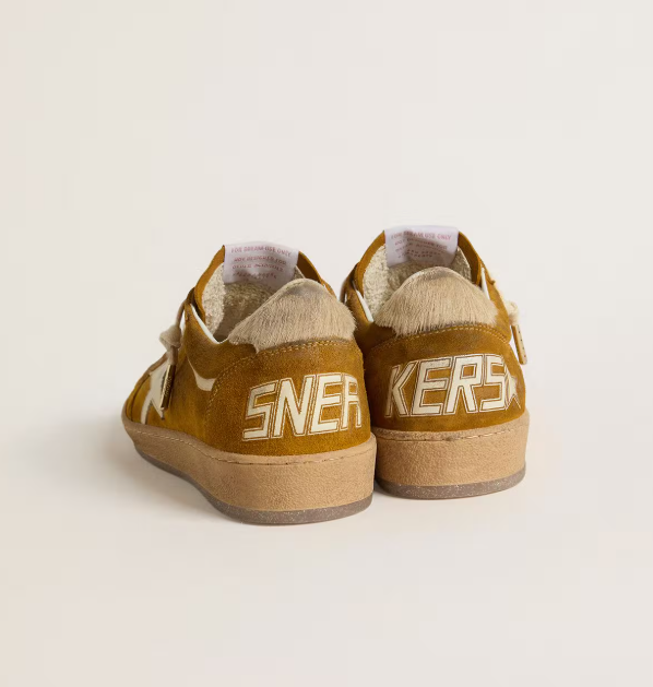 BALL STAR en daim avec étoile en cuir beige et contrefort en cuir façon poulain